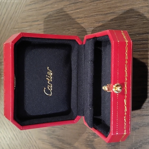 Cartier Earing Box - Picture 4 of 4